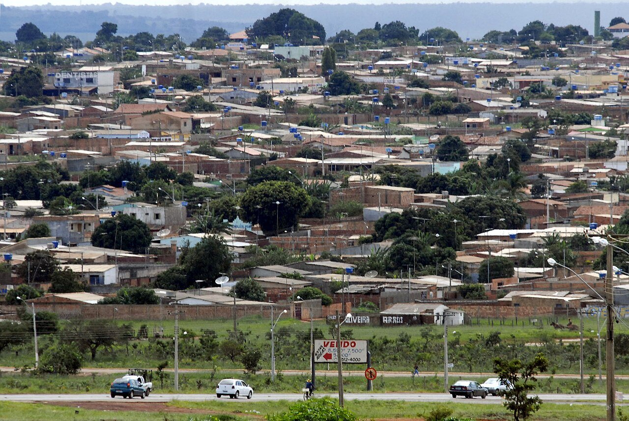 Vista aérea de Águas Lindas de Goiás, município do Entorno do Distrito Federal
