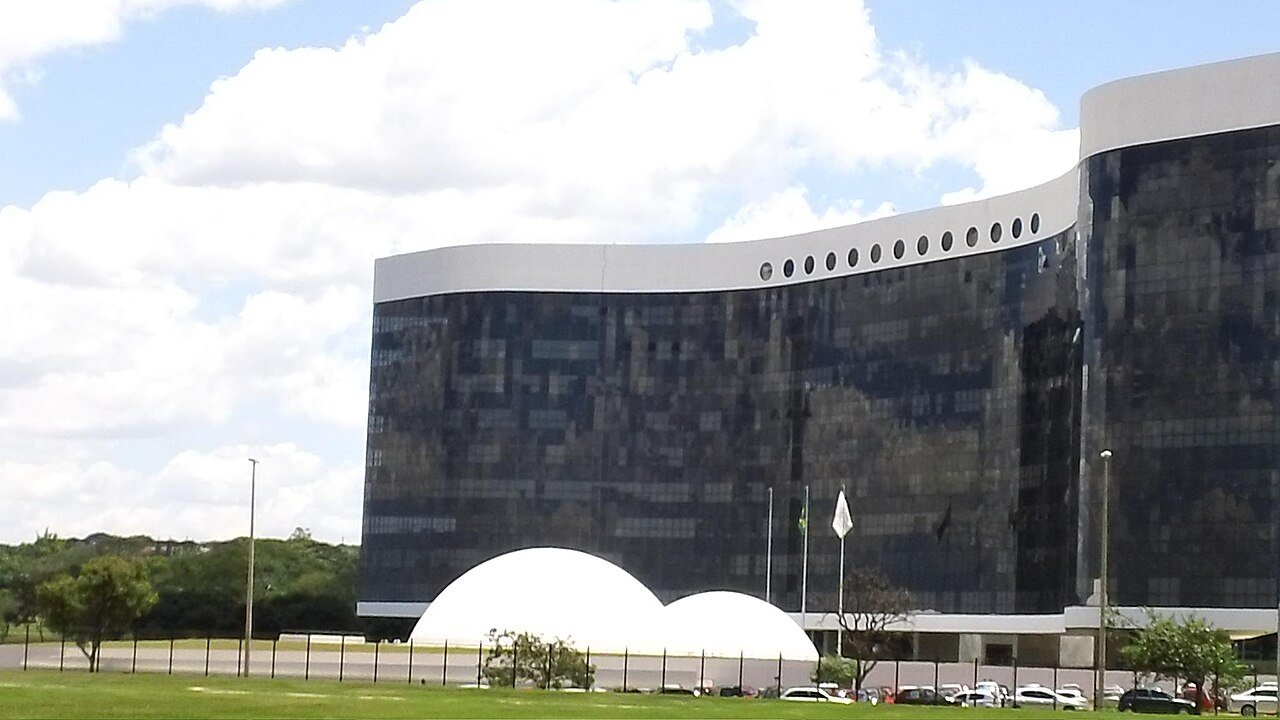 Fachada da sede do Tribunal Superior Eleitoral, em Brasília