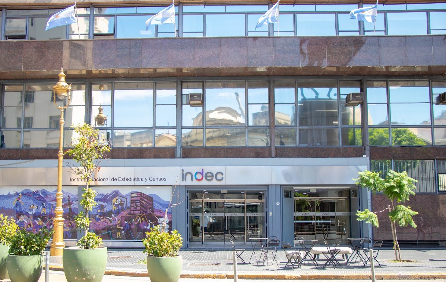Fachada da sede do Indec, instituto de estatística da Argentina, em Buenos Aires
