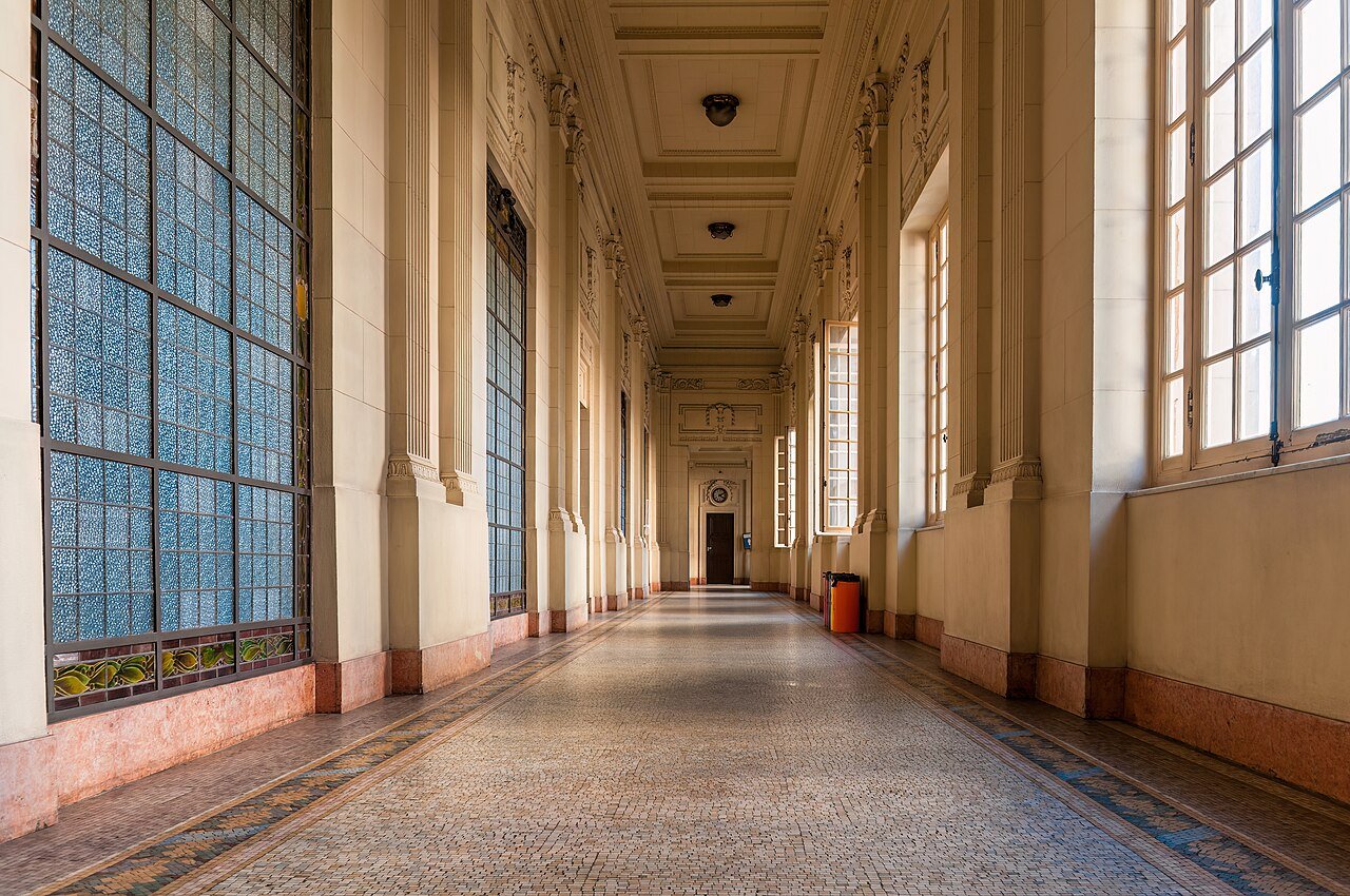 Corredor interno do Palacio Tiradentes, sede da Assembleia Legislativa do Rio de Janeiro