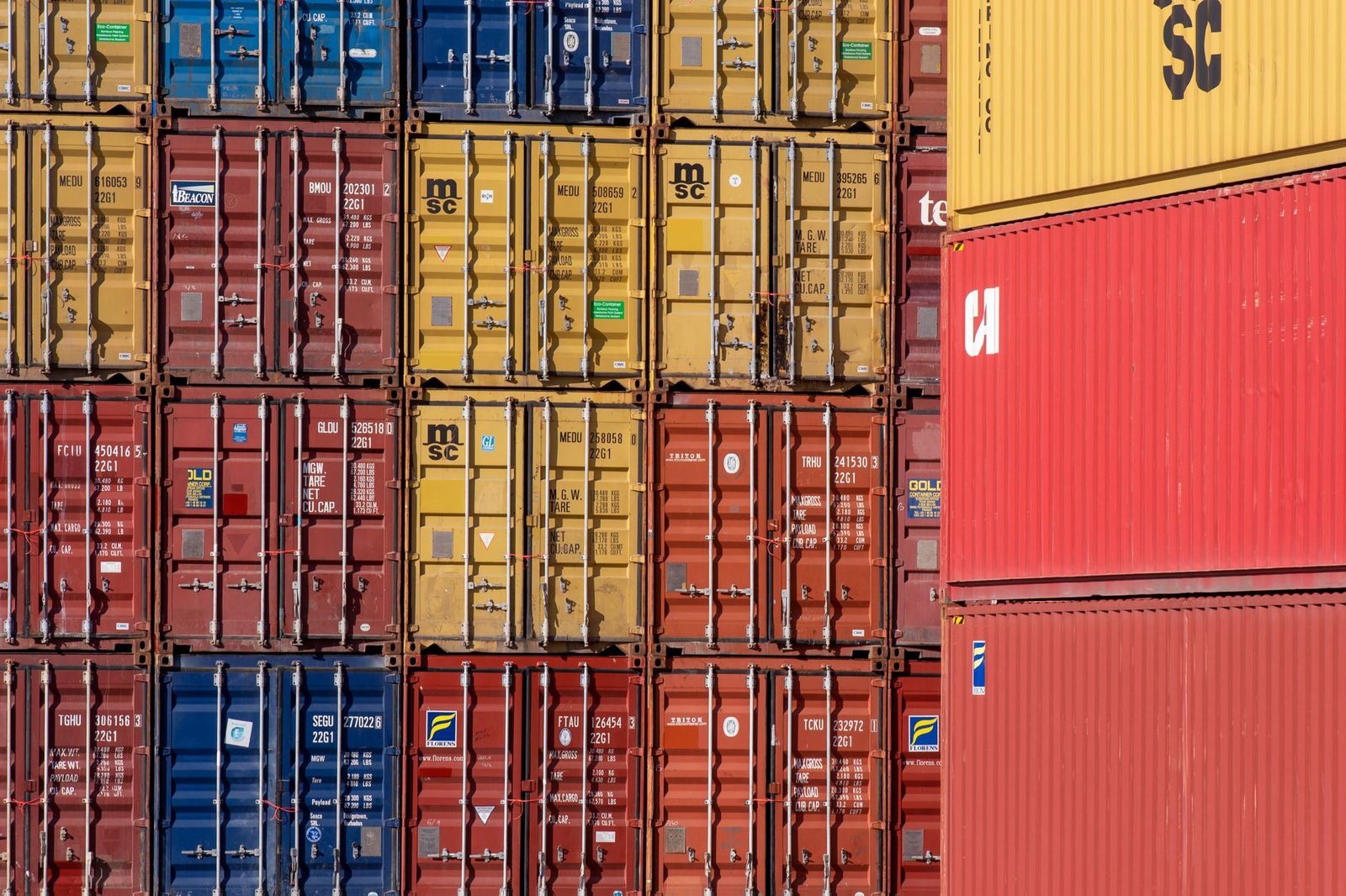 USTR amplia exceções e poupa 2.126 linhas tarifárias na lista final