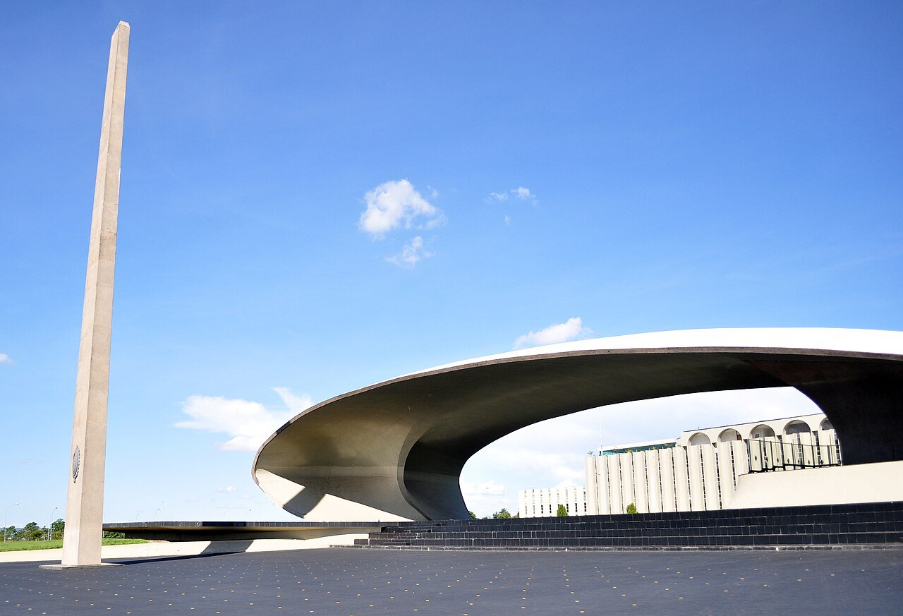 Quartel-General do Exército Brasileiro, em Brasília, visto do pátio